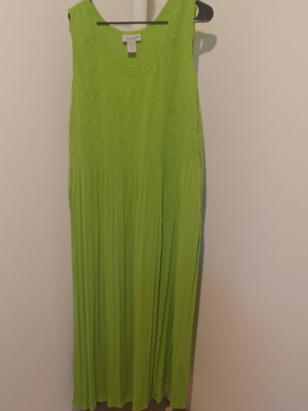PLUS Serengeti Lime Green Sleeveless Floor Length Krinkle Stretch Maxi Dress 2X
